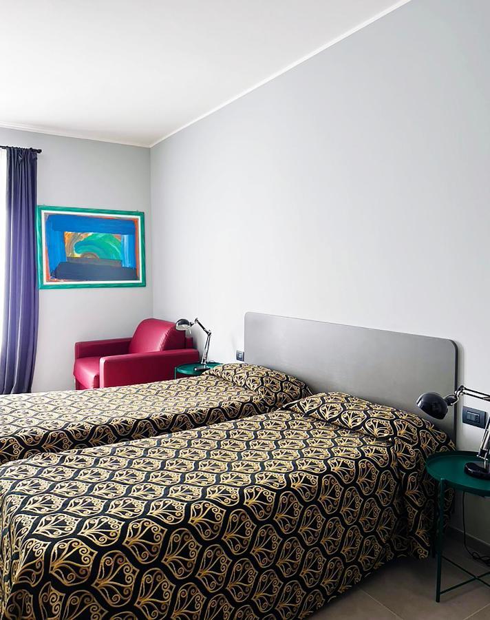 Hotel King Roma Esterno foto