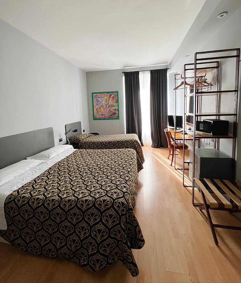 Hotel King Roma Esterno foto