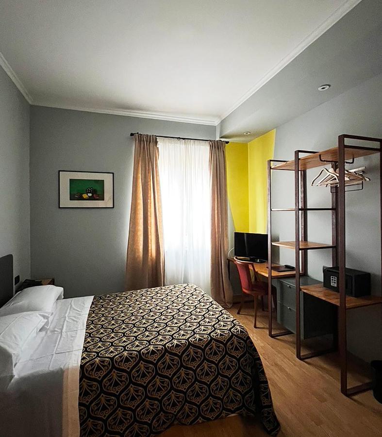 Hotel King Roma Esterno foto