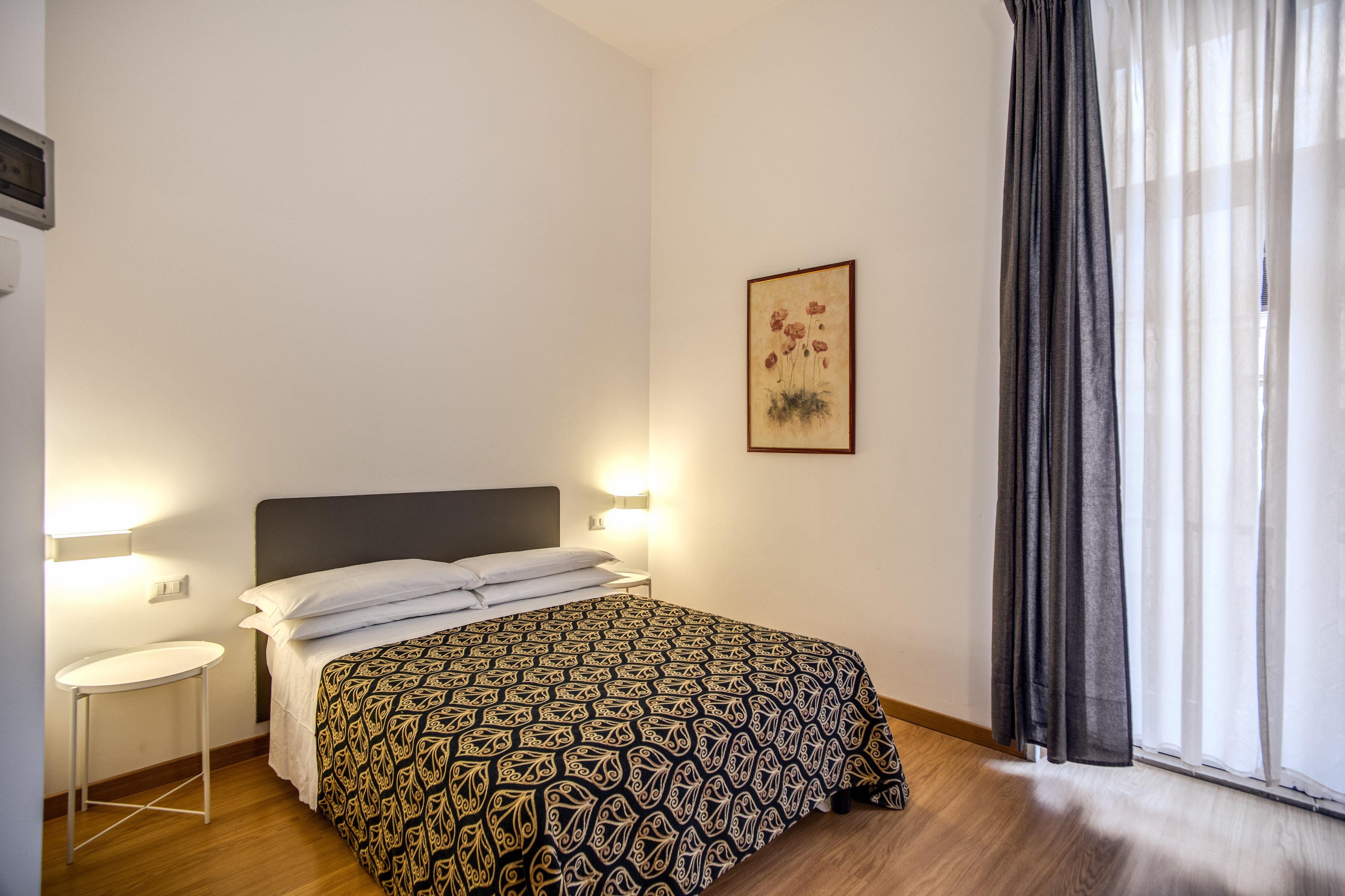 Hotel King Roma Esterno foto