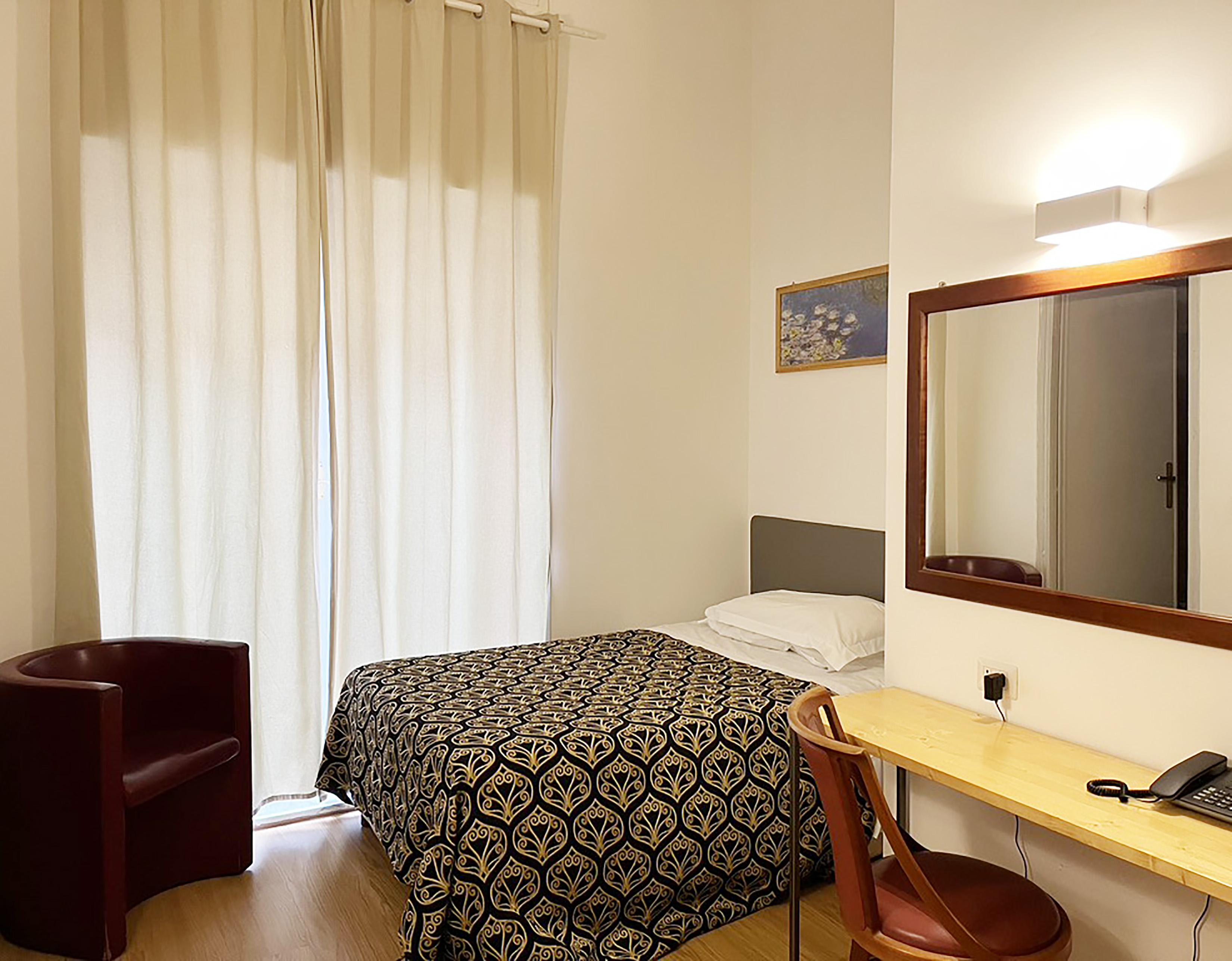 Hotel King Roma Esterno foto