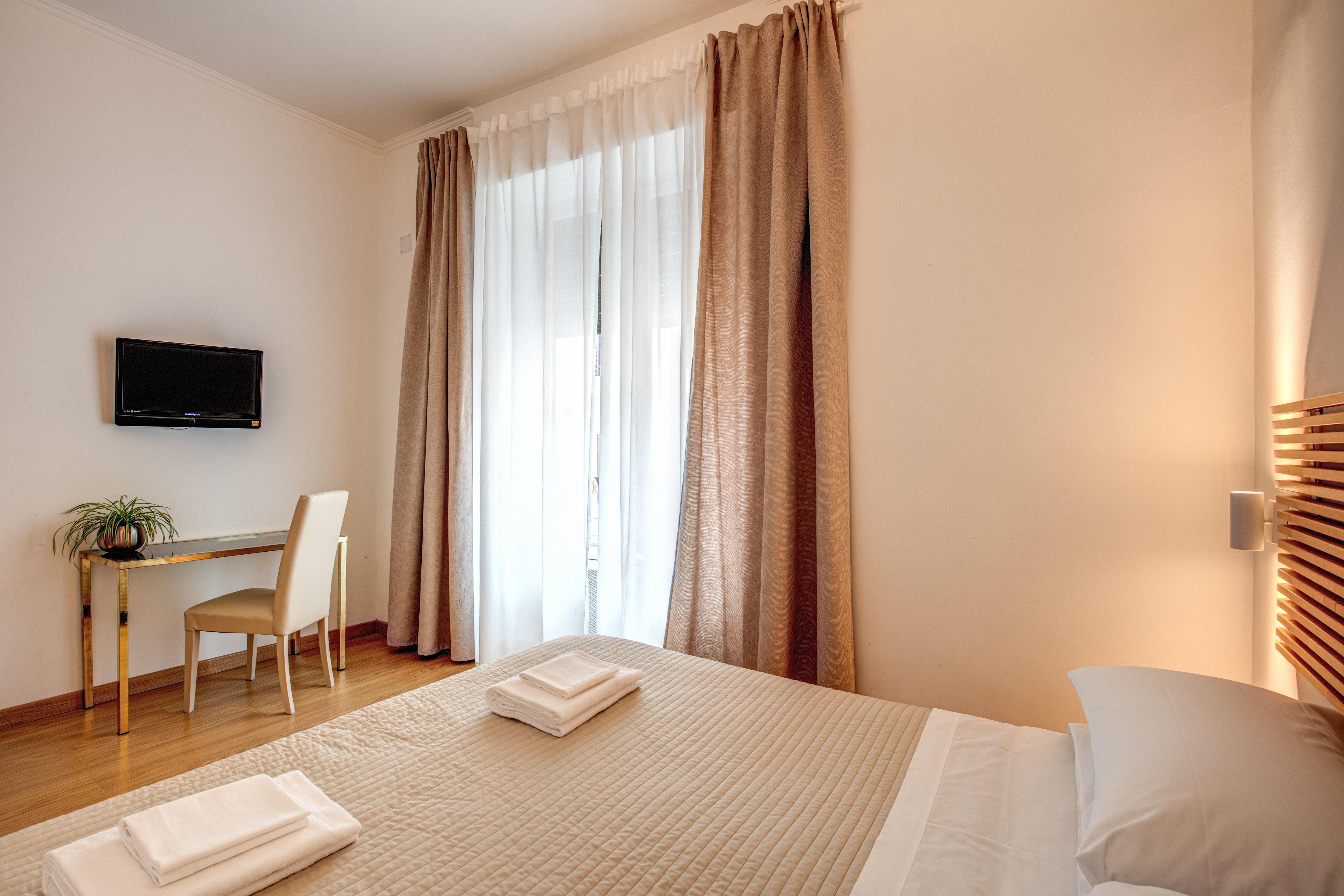 Hotel King Roma Esterno foto